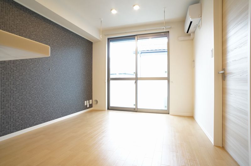 カーサ　ド　マリソル 201号-3