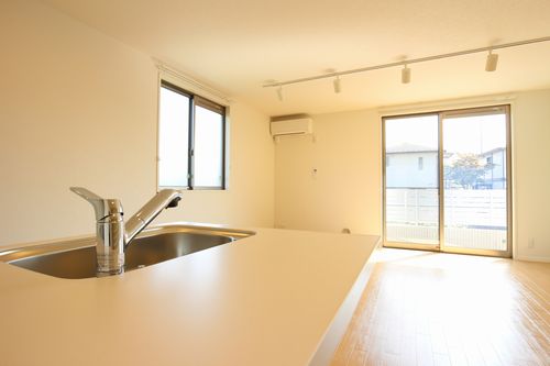 アロウ　ヒルズ　Ⅱ 102号-3