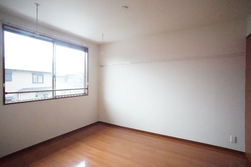 メゾン・ド・ピエール 203号-6