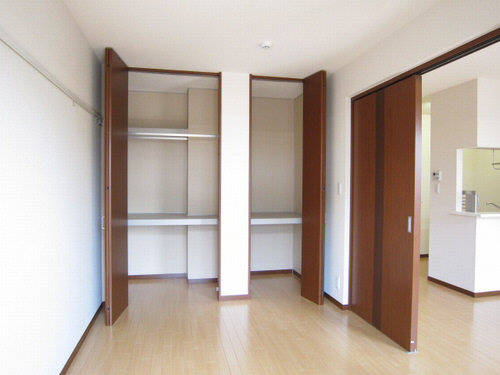 メゾン・ド・ポワン 201号-7