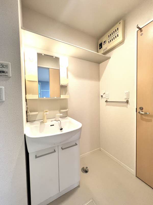 テラス神明台 105号-5