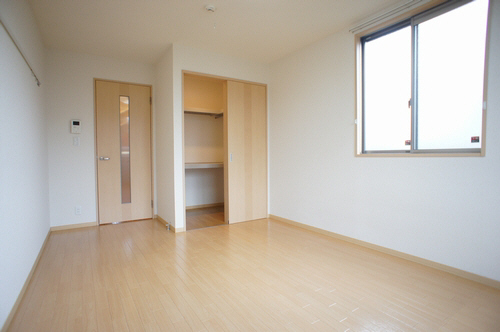 シャーメゾン川口 103号-3