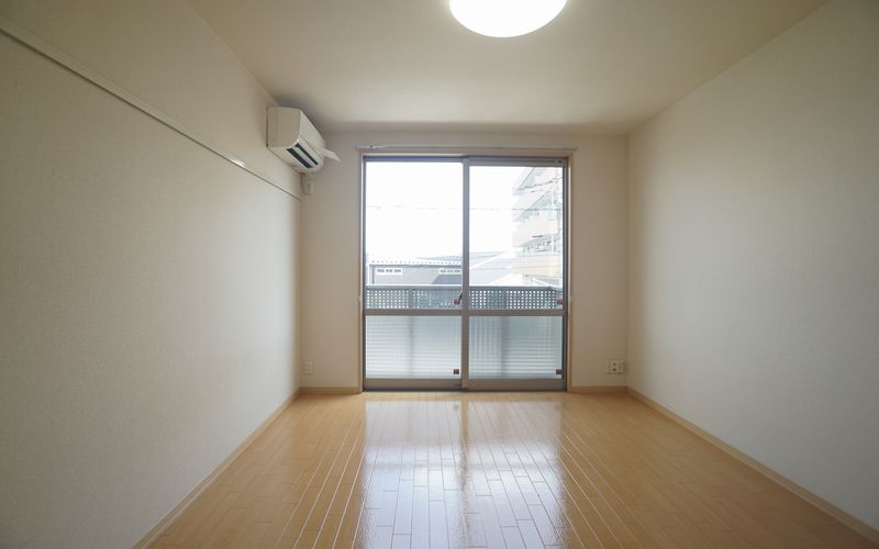 シャーメゾン川口 202号-3