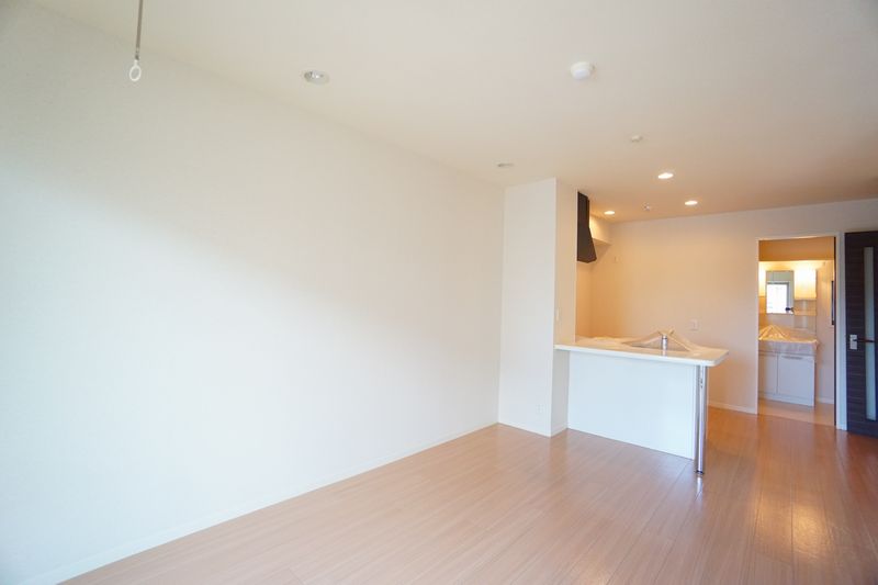 メゾン　スリジエ 203号-3