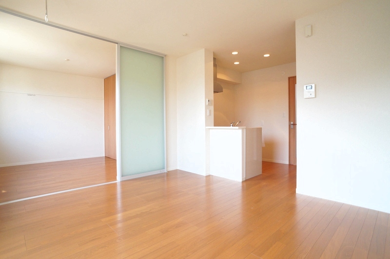 東屋　輝 201号-2