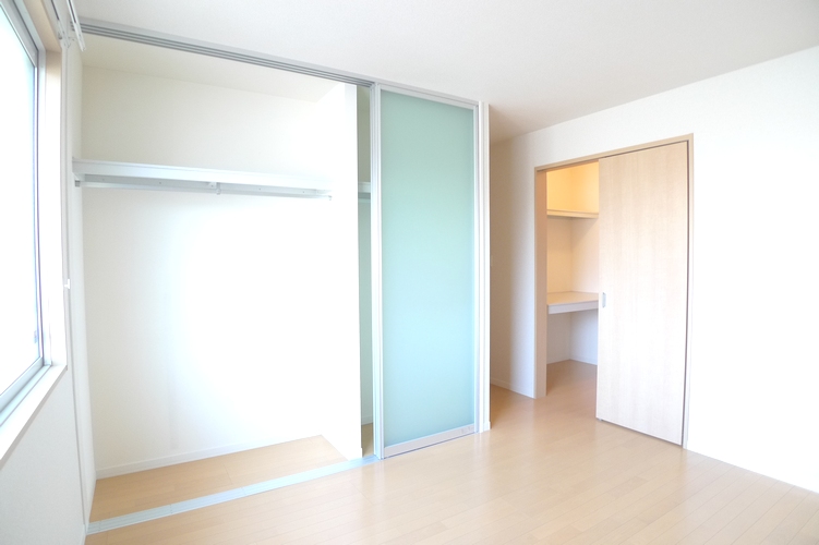 メゾン・ローゼⅢ 102号-5