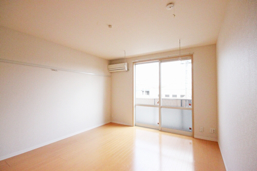 シャーメゾン川口 203号-2