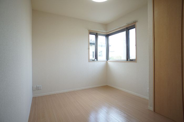 エトワールイースト壱番館 201号-6