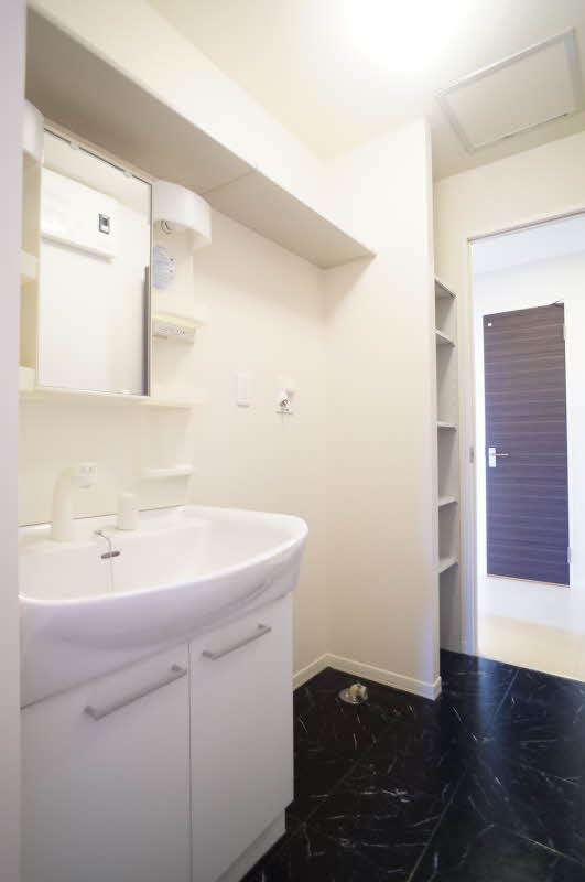 メゾン・フルール 201号-9