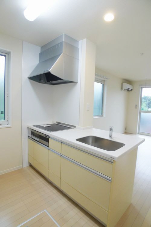 プリムヴェールⅥ 102号-3