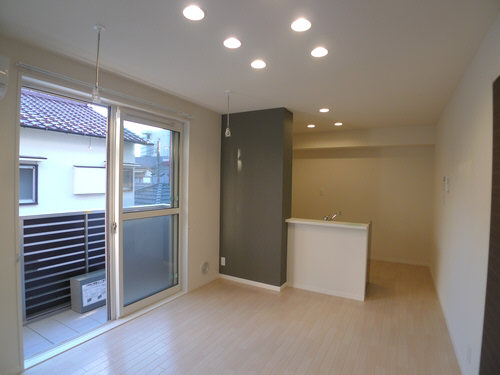 メゾン・ブランカ 202号-2