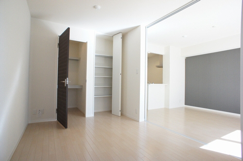 フォレーヌ壱番館 105号-6