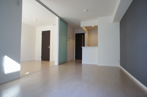 フォレーヌ壱番館 106号-3