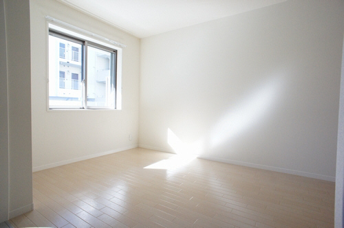 フォレーヌ壱番館 106号-4