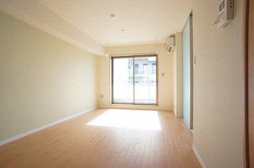 フォレーヌ壱番館 301号-3