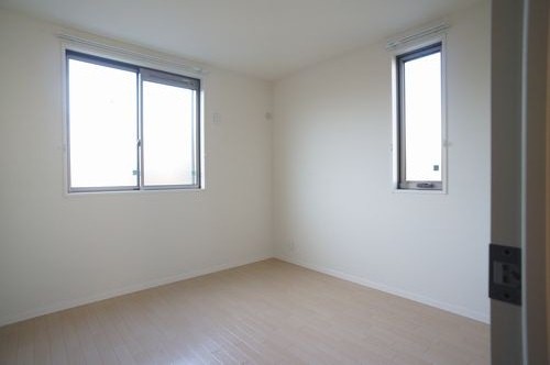 ファミーユⅡ 102号-4