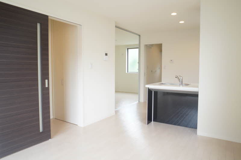 フェニックス東川口 101号-2