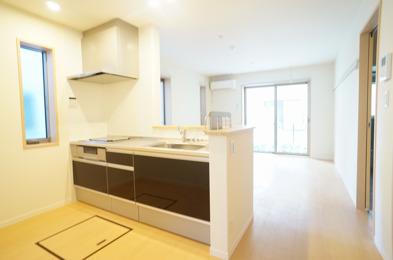 プレミアス・スクエア 105号-3