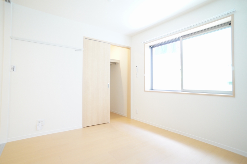 プレミアス・スクエア 105号-5