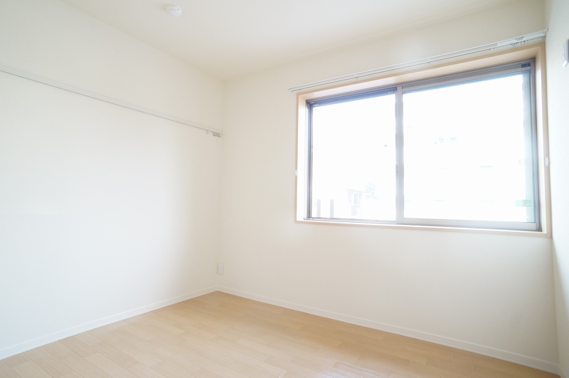 アヴェニール コート 101号-5