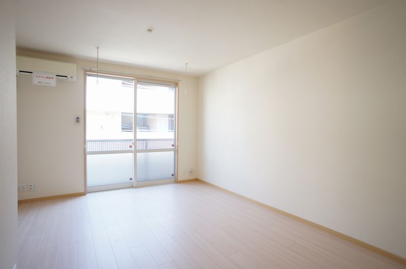 リバースプレイス　ＷＥＳＴ 202号-2