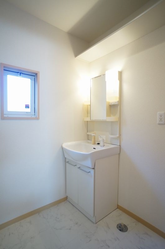 リバースプレイス　ＷＥＳＴ 202号-8