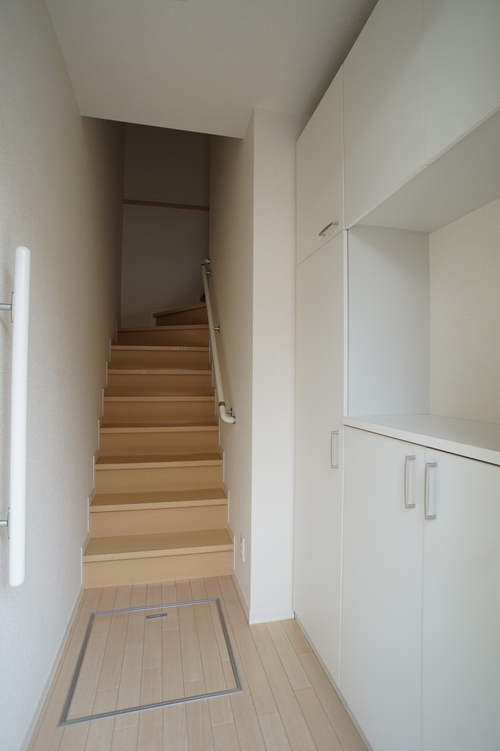 アクア・ルーチェ 203号-8