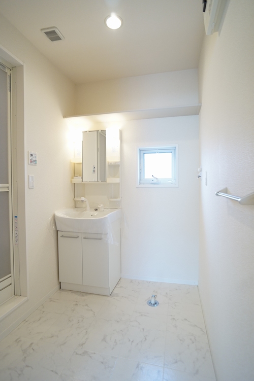 アクア・ルーチェ 203号-9