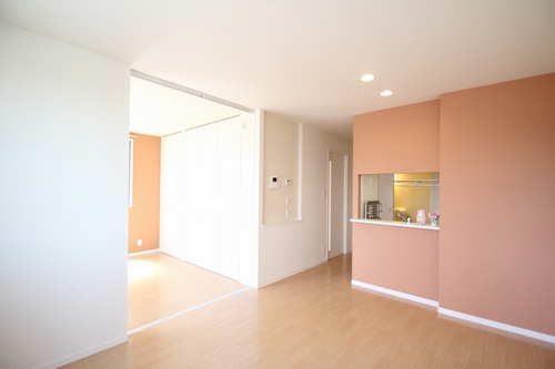 ピュア・ソレイユⅢ 101号-4