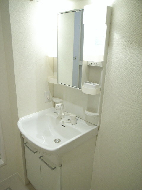 ピュア・ウィステリア 102号-9