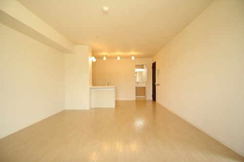 Ｖｏｉｅ　ｌａｃｔｅｅ 301号-2