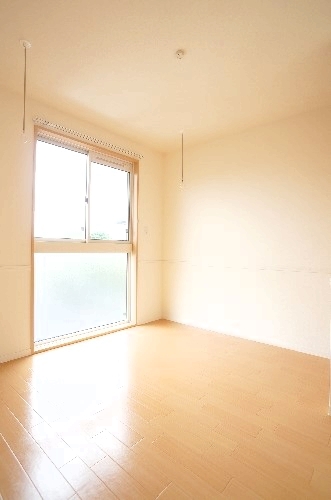 ディアコートリルシアⅠ 202号-3