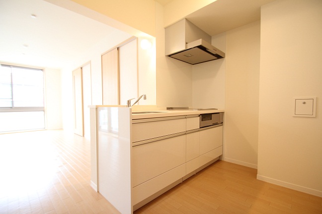 メゾン・ド・ソレイユ 305号-3