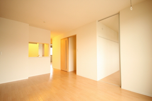 フォレナメゾン A 202号-2