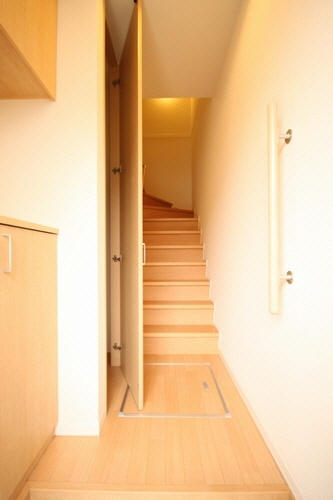 フォレナメゾン A 202号-5