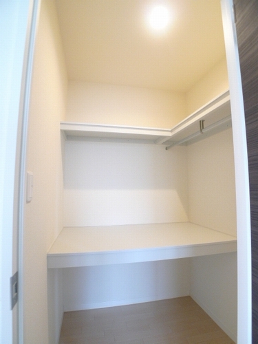 ピュア・ウィステリアⅡ 102号-11