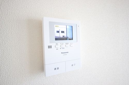 シャーメゾン　ノースリバー 202号-7