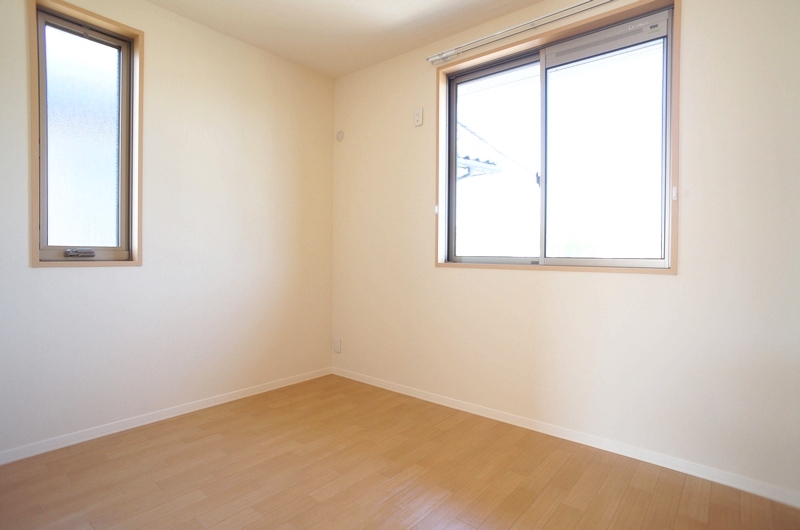 カトレア　Ⅱ 202号-3