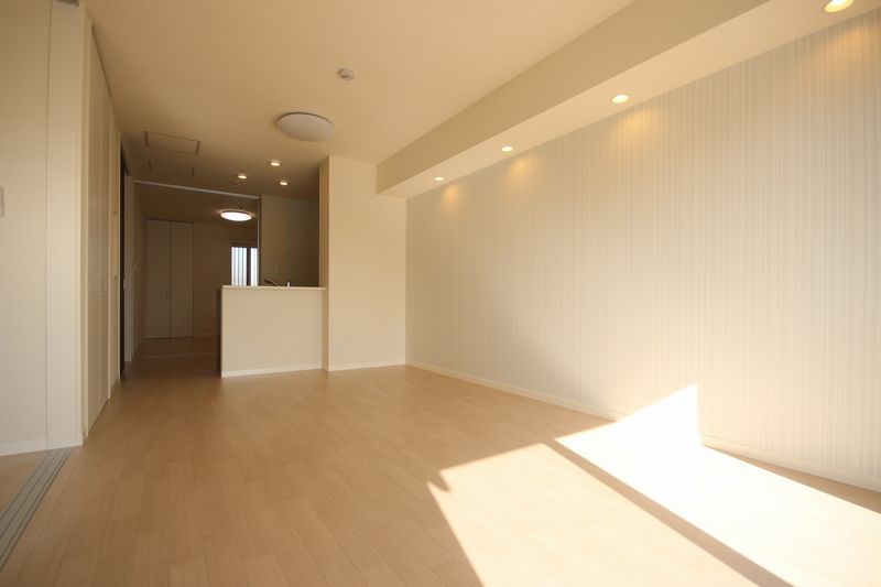 グラッツィエ 305号-3