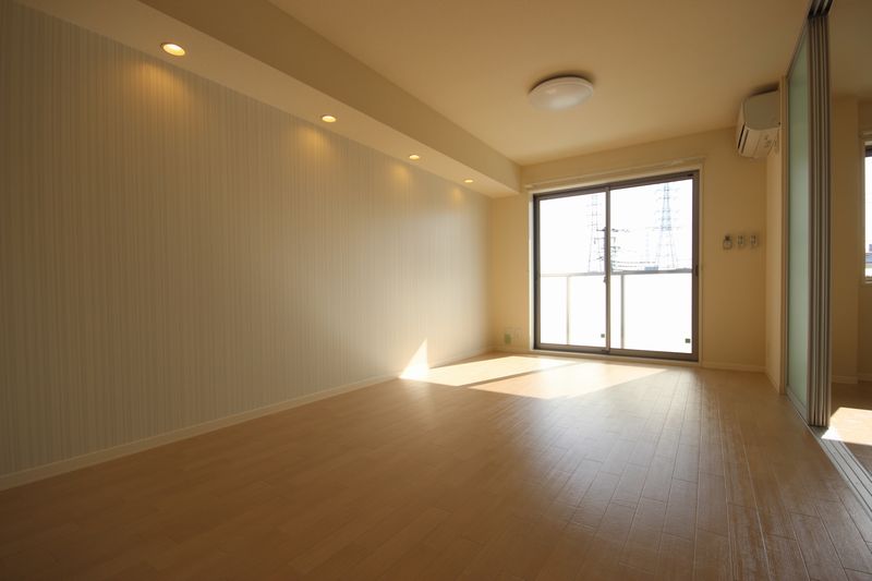 グラッツィエ 305号-4