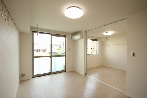 カリーナA 103号-2