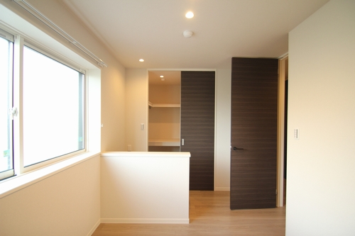 シャーリーズ 105号-5