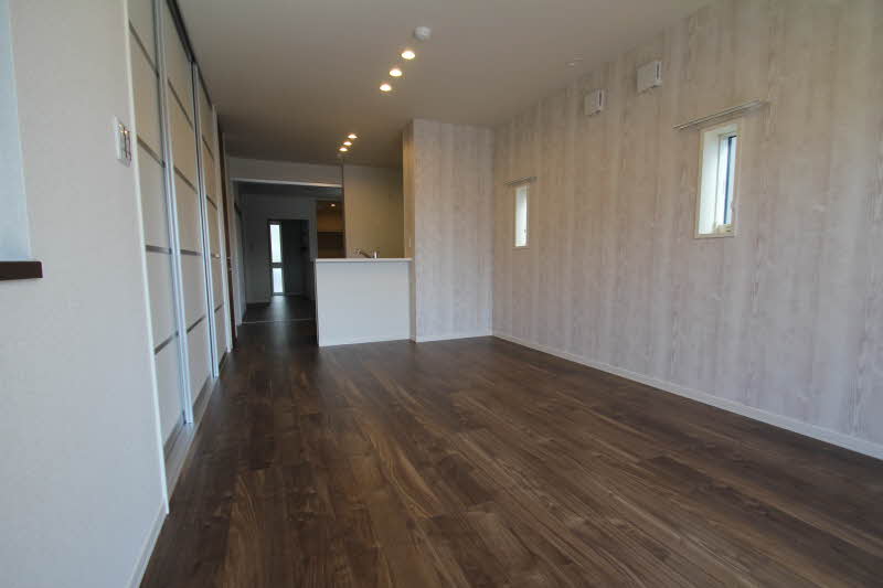 ラモント Ⅱ 106号-3