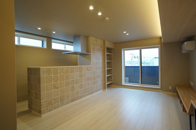 グランドセレニティ三郷中央 301号-2