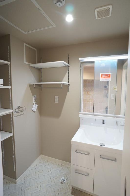 グランドセレニティ三郷中央 302号-9