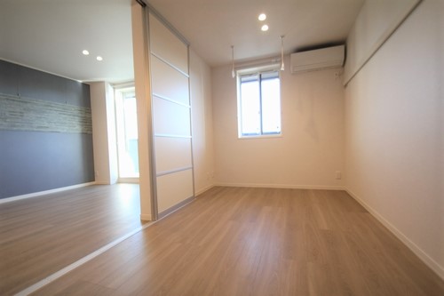 グランパレスＫ 302号-4