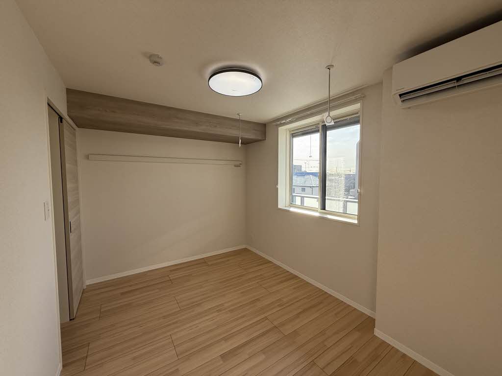 イル　ソーレ 301号-4