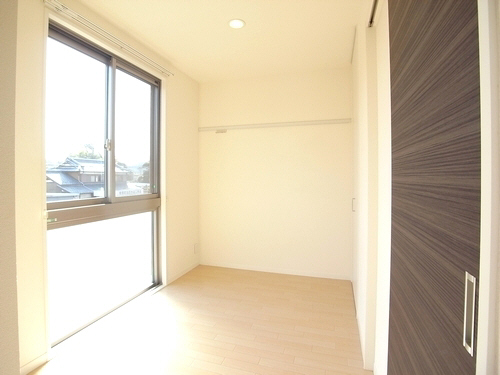 ブランドール四番館 201号-7