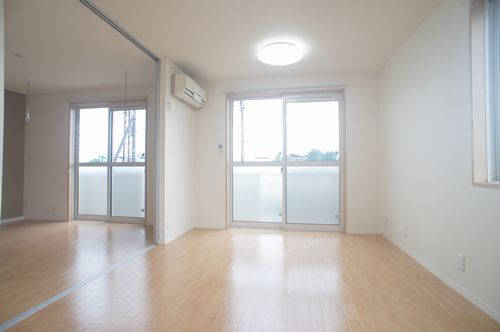 エムイースト A 202号-3