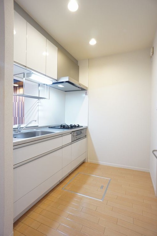 ローレル 101号-4